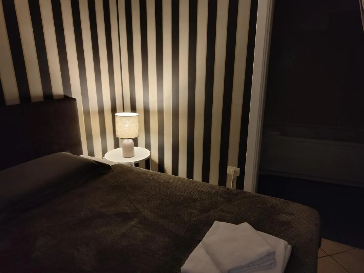 Hotel Trieste Катания